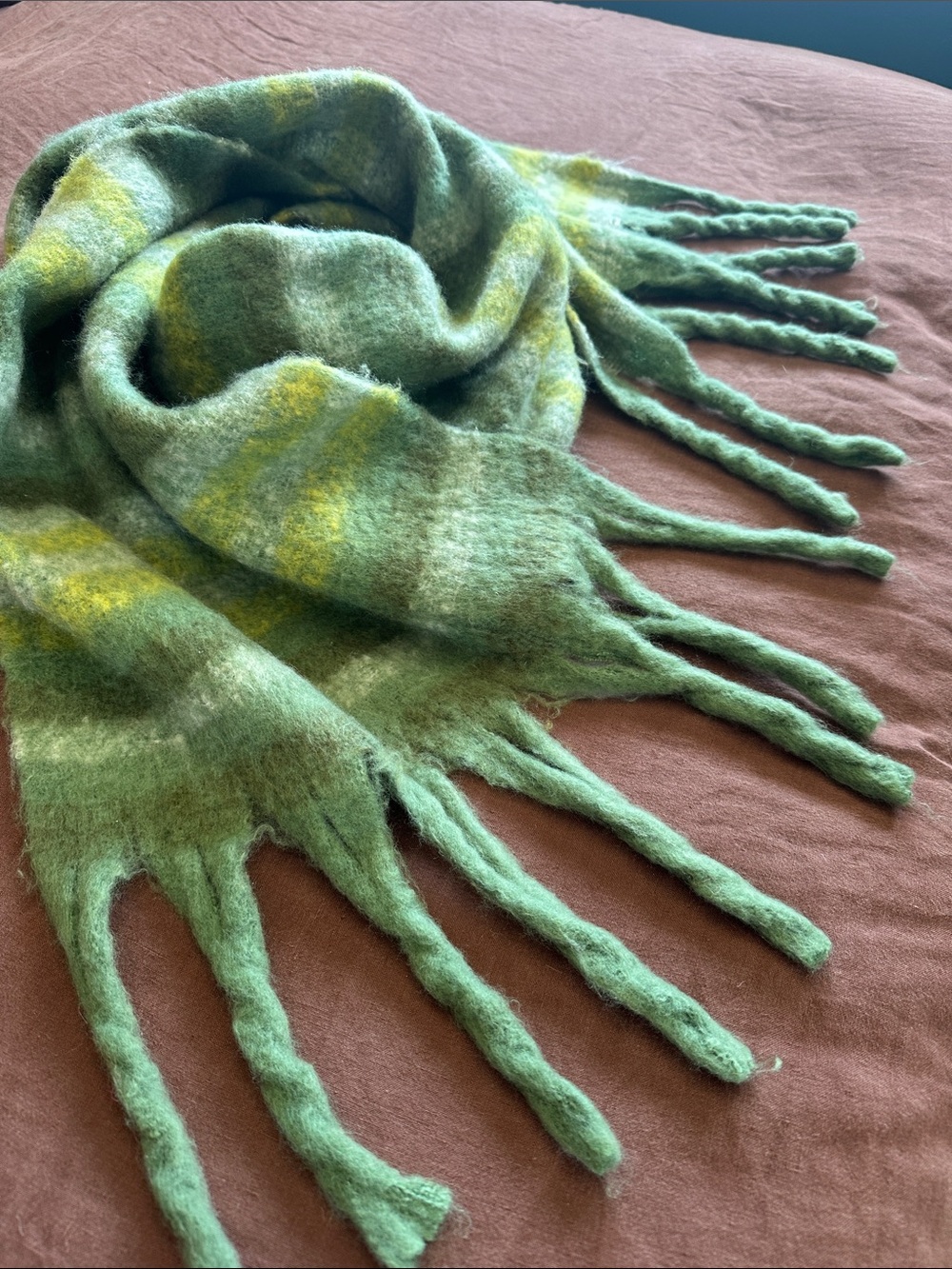 Cozy Green Mohair-Blend Fringe Scarf - Green - Picture 6 of 13